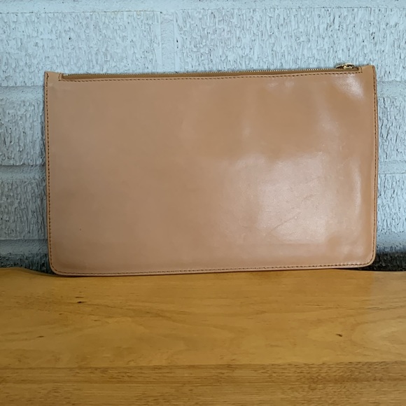 Bottega Veneta Intrecciato Carmel Camel Tan Leather Zip Pouch Clutch EUC - Picture 2 of 12